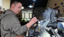 In China's far west, young entrepreneurs are brewing a new future