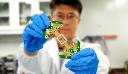 我国科学家成功构建量子密钥分发芯片网络