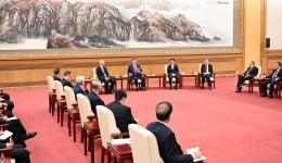 Xi attends Chinese New Year gathering with non-CPC personages