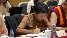 【委员面对面】全国政协委员卓嘎：我在直播间里搭“桥梁”