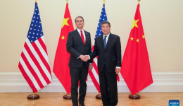 China, U.S. hold candid, in-depth, constructive talks on economic, trade issues