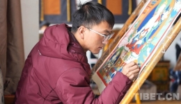 西藏日喀则：一笔一画，续上民族手工艺的传承路