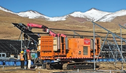 Robots ease high-altitude construction in Xizang