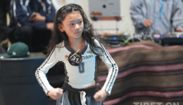 HIP-HOP on the Snowy Plateau: Tibetan Teenagers Use Street Dance to Connect with Bigger Stages