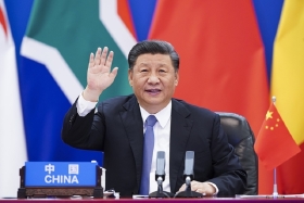 «ལས་དབང་གཅིག་མཐུན་ཚོགས་པའི་ཕྱོགས་སུ་བསྐྱོད་དེ་ཨེ་ཤ་ཡའི་འབྱུང་འགྱུར་གསར་པ་གཏོད་དགོས།»
