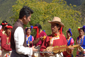 སྡེ་རོང་། ༡༽