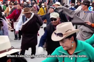 Traditional Tibetan dance brims with vitality in China's Xizang