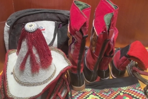 Degazu promotes Shangshung culture and Thangka art in Songpan County, Aba