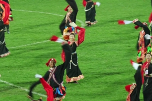 Yushu team gifted the audience something special: a breathtaking intangible cultural heritage dance