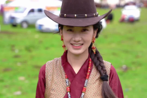 Beautiful Tibetan women in festive attire from Dawu County, Garze Tibetan Autonomous Prefecture, Sichuan province