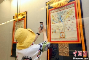“藏韻瑰寶”藏醫四部醫典唐卡珍品展在天津美術館展出