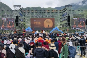 2023首屆中國野生動物攝影大展在玉樹舉行