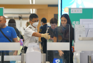 成都大運會單日入境涉賽人員超1000人