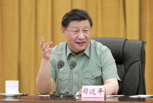 習近平八一前夕視察西部戰區空軍時強調 加快提高部隊現代化水平 堅決完成黨和人民賦予的各項任務 向全體人民解放軍指戰員武警部隊官兵軍隊文職人員民兵預備役人員致以節日祝賀
