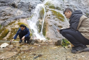 新華全媒+丨高原“地下儲備水庫”知多少？——跟隨江源科考隊揭開地下水循環的奧秘