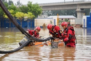 暴雨洪災下中國救援力量守護民眾安全