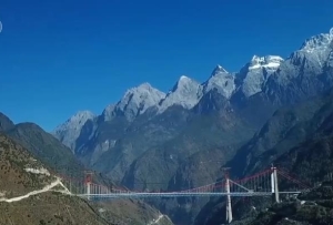 我國高原復雜地質鐵路建設取得新突破 滇藏鐵路麗香段創多項施工紀錄
