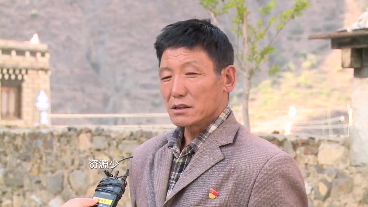 【四川主播邊界行】甘孜州稻城亞丁 借力旅游 亞丁走出特色鄉(xiāng)村發(fā)展之路