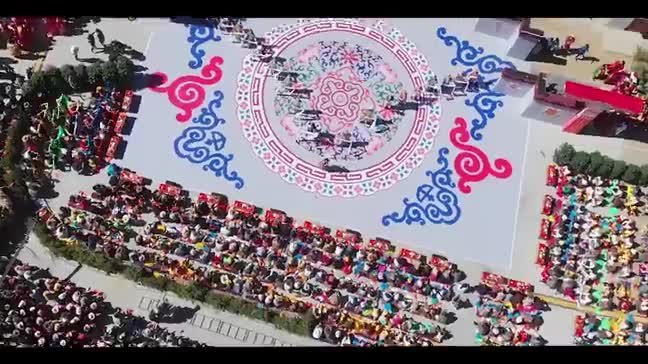 四季歡歌 “心連心”藝術團走進四季吉祥村