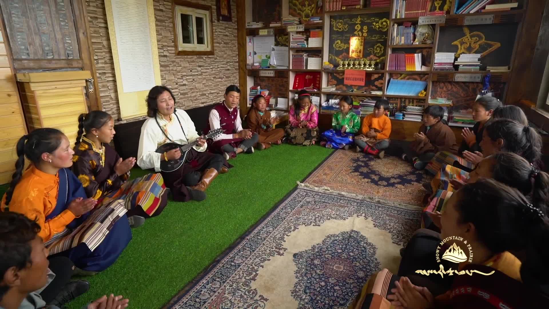 《格桑啦》：黑帐篷文化林