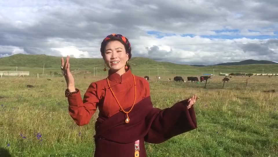 ???????????????????????????????????????????? 聆聽扎西央宗如弦子般的歌聲
