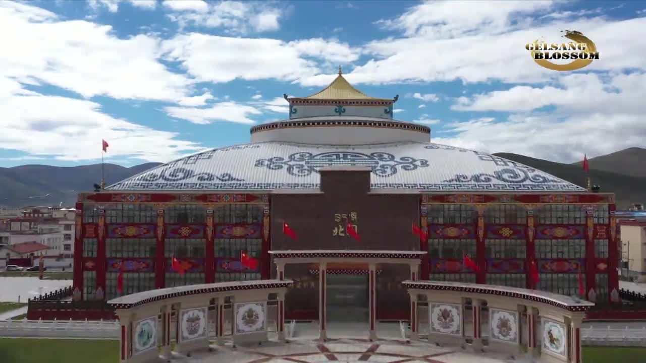 Join Hands Together to Head for a Well-off Life