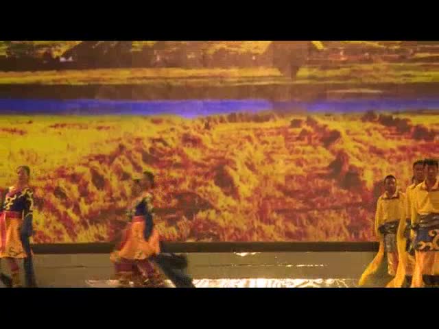 國慶特別節(jié)目:2013年甘孜縣群眾文藝匯演（下）