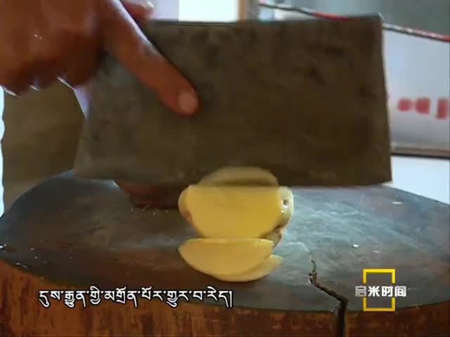 雅江：為“美麗新村”添磚加瓦（8.24）