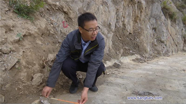 My Story on Supporting Tibetan-inhabited Regions—Li Jianzhong