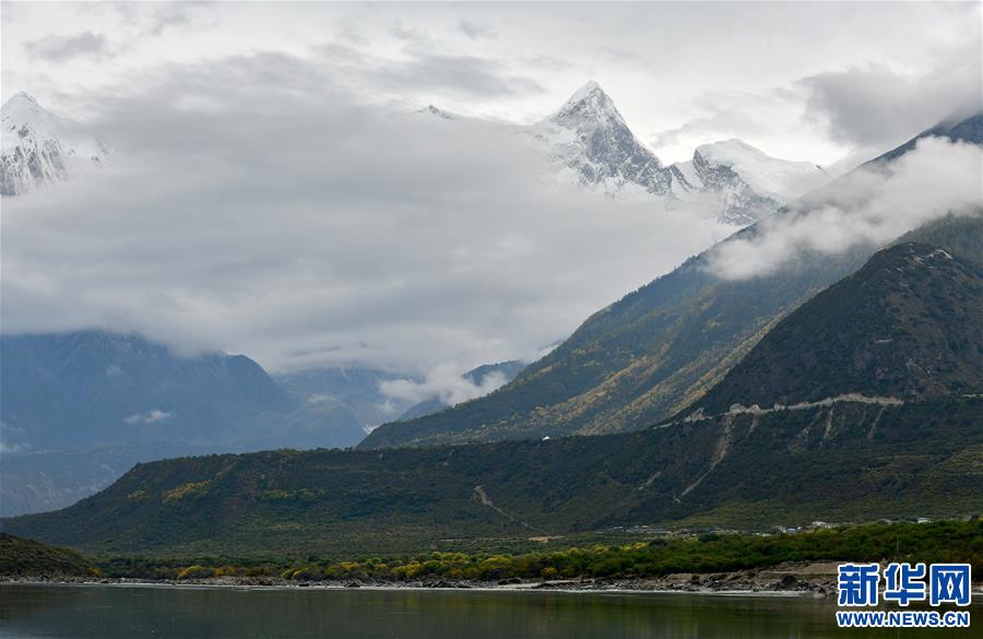 （美丽中国）（4）水墨南迦巴瓦峰