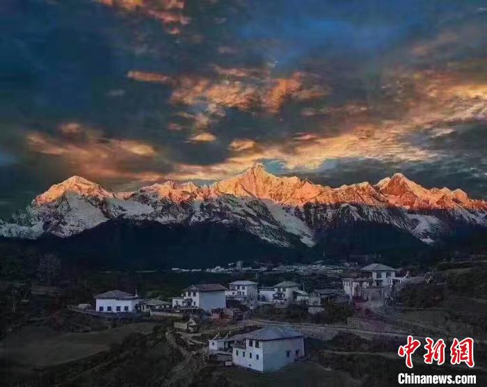 圖為迪慶風(fēng)光(資料圖)。迪慶州文旅局供圖
