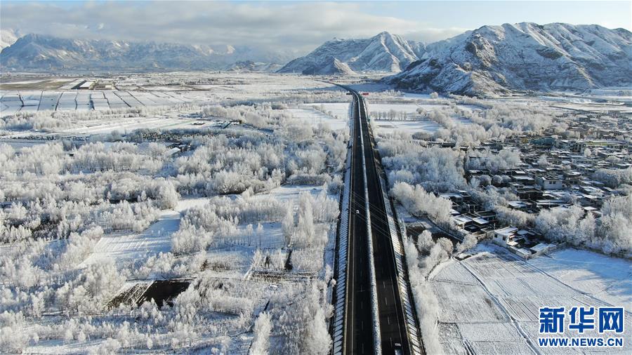 （美丽中国）（2）西藏：雅江雪景美如画